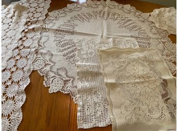 Collection Of Vintage Linens