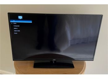 A JVC 32' Flat Screen Tv  HDMI With Remote