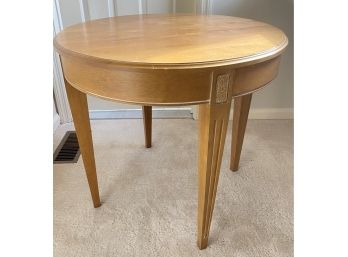 ETHAN ALLEN Round   Side Table Made In The USA  27' Diam. X 25'h