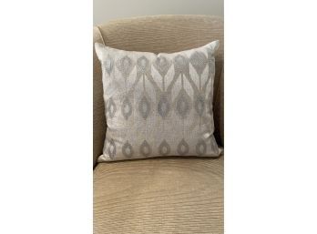 Modern Diamond Detail Pillow - 18' Square