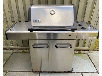 WEBER SPIRIT Special Edition Gas Grill With Cover  55' X 21' X 46'h