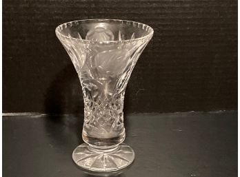 Vintage Elegant Floral Etched Footed Glass Vase (6 1/2 Inches In Height)