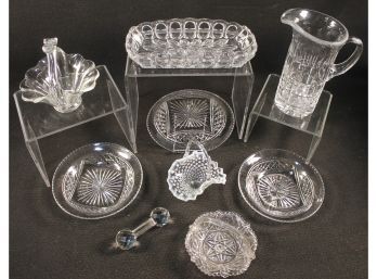 Vintage Mixed Lot Featuring Fenton Hobnail And Cambridge Baskets