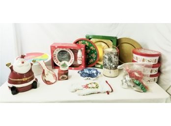 Mixed Lot Of Christmas Holiday Dining Decor: Spode Tea Plates, Cookie Jars & More