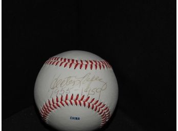 SIGNED NY Yankees Star Hector Lopez Baseball