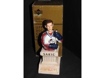 Limited Edition Upper Deck Colorado Avalanche Joe Sakic Bust Statue  Aprox 9 Inches