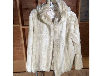 Women's Faux Fur Jacket By Fabulous Fur - Sz M