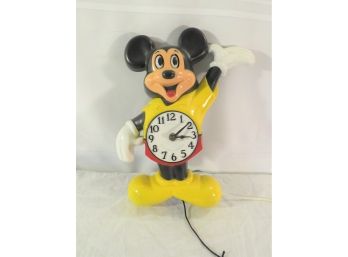 Mickey Mouse Wall Clock With Pull Eyes Move