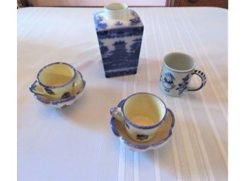 Blue & White  Delft Ringtons Kitchen Ware