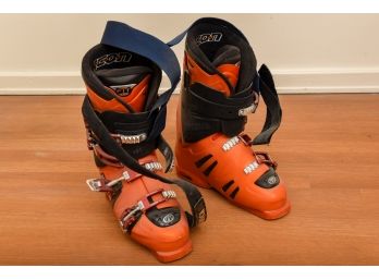 Icon Tecnica TNT Carbon Ski Boots (Size 8)