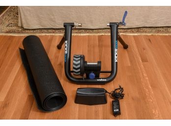 Wahoo Kickr Snap Bike Trainer With Floor Mat