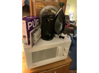 Microwave Kitchen Lot