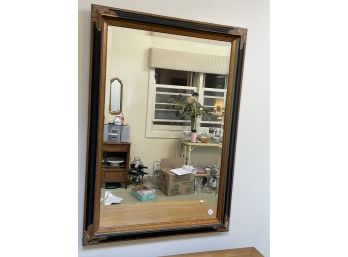 DECORATIVE GILTWOOD MIRROR