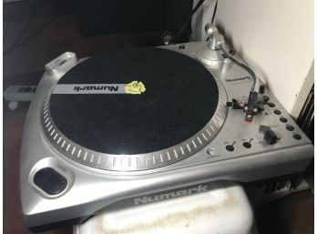 Numark TTI Turntable