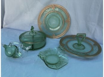 Light Green Glassware Set With Gold Detailing (5 Pieces)