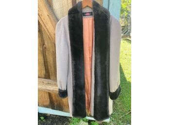 Alorna Super Fina Wool Blend Beige Coat With Peach Lining And Black Fur