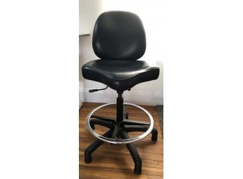 Adjustable Black Office Chair (no Wheels)