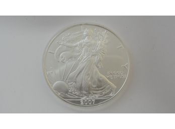 2007  US Silver Eagle 1 Troy Ounce .999 Fine Silver Coin Dollar