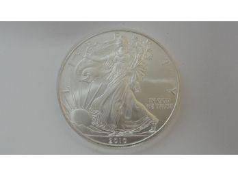 2010 US Silver Eagle 1 Troy Ounce .999 Fine Silver Coin Dollar