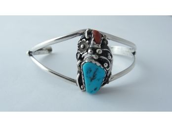 Vintage Navajo / Native American Turquoise & Sterling Silver Bracelet Signed R