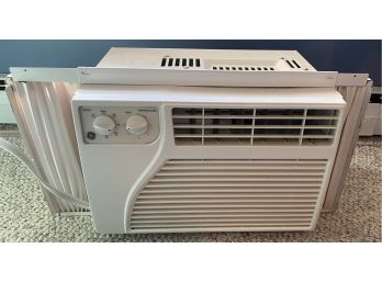 5200 BTU GE Window Air Conditioner