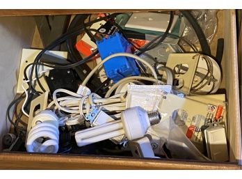 Miscellaneous Electrical Lot
