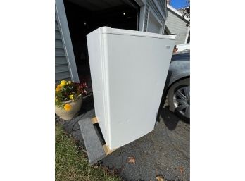 Kenmore White Mini Fridge