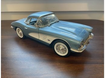 ERTL Model Car, 1/18th Scale, Chevrolet Stingray Corvette, Light Blue