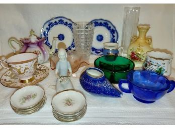 Dealer's Lot Of Porcelains & Glassware