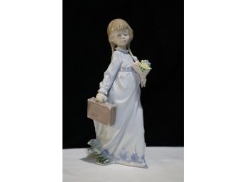 Lladro School Days #7604 Glazed Finish Issued 1988 Retired 1988 Society Piece