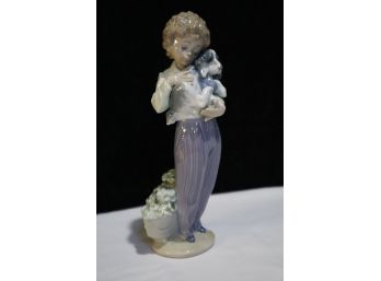 Lladro My Buddy #7609 Glazed Finish Issued 1989 Retired 1989 Society Piece