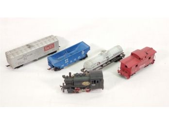 Assorted Vintage HO Scale Plastic Trains