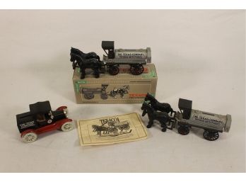 Three Vintage Ertl Texaco Die-Cast Toy Banks W/ 2 Texaco Horses & Tank Wagons & 1918 Ford Model 'T' Runabout