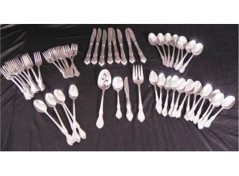 Vintage Oneida Deluxe Stainless Flatware Set