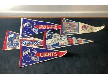 Lot Of 5 New York Giants Felt Souvenir Pennants