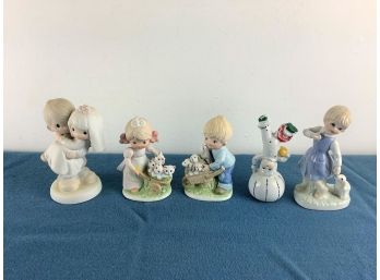 Lot Of 5 Porcelain Figures