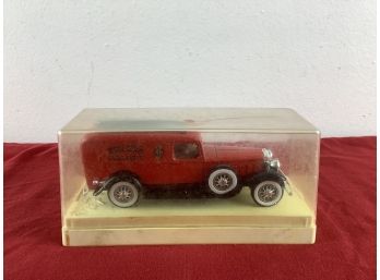 Sellers Fire Dept Fire Truck In Plastic Case