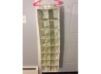 Hanging Shoe Rack With 16 Openings