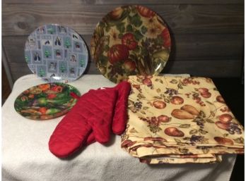 Kitchen Lot - Plates - Oven Mitts - Tablecloth