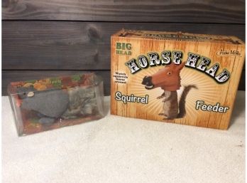 Horse Head Squirrel Feeder With Toy Squirrel