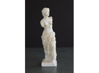 Statue Of  Roman Goddess Venus / Or Greek Goddess Aphrodite