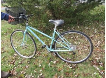 Bianchi Boardwalk Step Through Bicycle With Basket