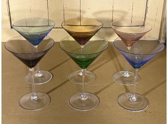 6 Colorful Martini Glasses, How Does Jamies Bond Like His Martinis?