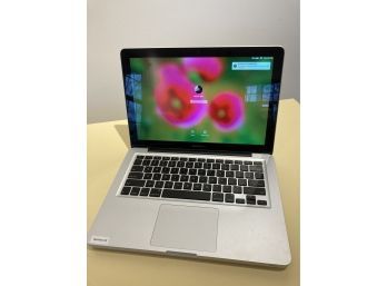 MacBook Pro 13 Inch 2.26 GHz 8 GB Mid 2009