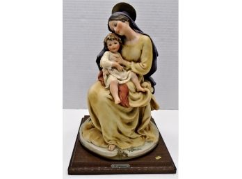 Signed Giuseppe Armani  Capodimonte Sculpture 'The Virgin Mary And Jesus'  (Italy) 11-1/8' - 7-1/2'