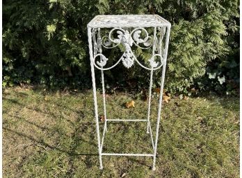 White Paint Decorated Iron Stand