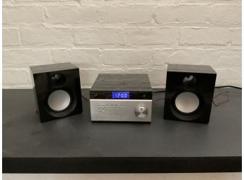 GPX Home Music System - Model HC225B