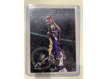 2000 Fleer Skybox Kobe Bryant Metal Card #115