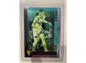 2019-20 Panini Chronicles Flux Tyler Herro Card #596