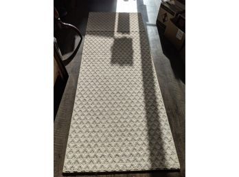Carpet King Cream Colored Diamond Pattern Woven Area Rug With Attached Bottom Matting Surface  8' X 3'